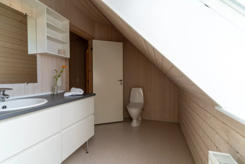 Badeværelse 2 i feriehuset Østersvej | Foto: Kristian Skjødt