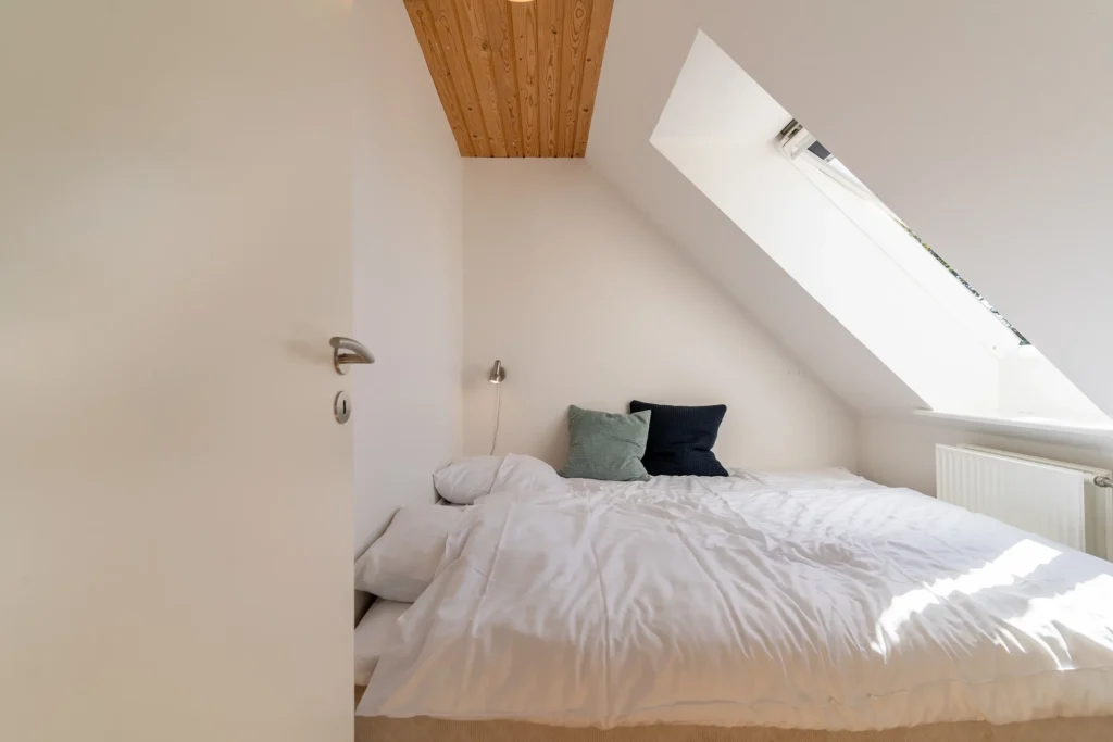 Soverum 2 på 1. sal i ferielejlighed Vest | Foto: Kristian Skjødt
