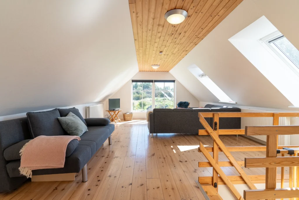 Repos med stueområde i ferielejlighed Øst i Slettestrand | Foto: Kristian Skjødt